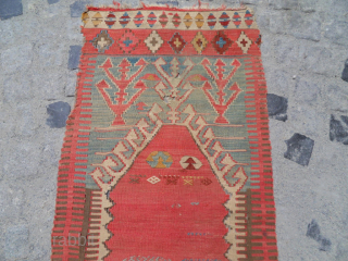 Rare Antıque Anatolıan Prayer Fragment Kelim size: 153x65
Mail.makifhali@yahoo.com
GSM:+905324212758