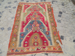 Rare Antıque Anatolıan with stairs Kelim Very Nice size:170x115
Mail.makifhali@yahoo.com
GSM:+905324212758
