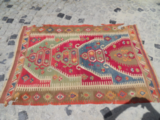 Rare Antıque Anatolıan with stairs Kelim Very Nice size:170x115
Mail.makifhali@yahoo.com
GSM:+905324212758