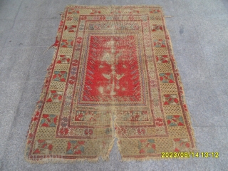 Antique Anatolian Gördess Carpet Real Old Rug size: 163x117 cm.                       