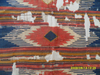 Antique Manastır Kilim
Size: 205 x 165 cm.
Mail: makifhali@yahoo.com                         