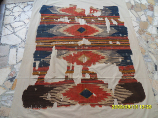 Antique Manastır Kilim
Size: 205 x 165 cm.
Mail: makifhali@yahoo.com                         