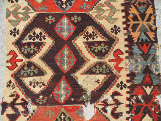 Antıque Anatolıan Half Kelim size:440x100 cm.
Mail: makifhali@yahoo.com
GSM:+905324212758
