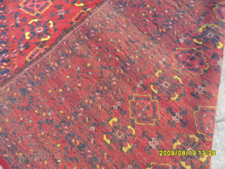 Antique Turkmen Ersari Rug
Size: 220 x 175 cm.
Mail: makifhali@yahoo.com                        