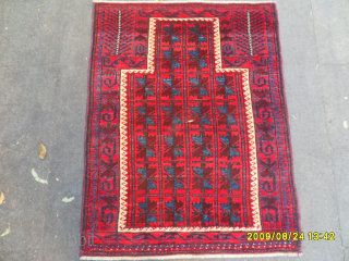 Old Prayer Baluch Rug
Size: 115 x 90 cm.
Mail: makifhali@yahoo.com                        