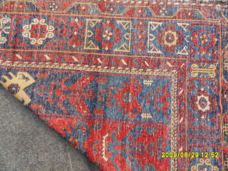 Antique Shirvan Rug
Size: 280 x 175 cm.
Mail: makifhali@yahoo.com                         