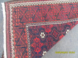 Antique Baluch Rug 
Size: 150 x 85 cm.
Mail: makifhali@yahoo.com                        