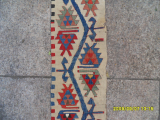 Antique Anatolian Kilim Border
Size: 350 x 22 cm.
Mail: makifhali@yahoo.com                        