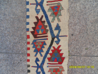 Antique Anatolian Kilim Border
Size: 350 x 22 cm.
Mail: makifhali@yahoo.com                        