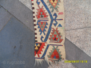 Antique Anatolian Kilim Border
Size: 350 x 22 cm.
Mail: makifhali@yahoo.com                        