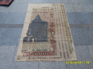Gördes Fragment Carpet Prayer. size: 155x90 cm.                          