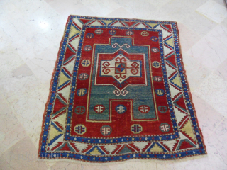 Antıque Caucasıan Fahrola Kazak. size: 146x120 
mail. makifhali@yahoo.com                         