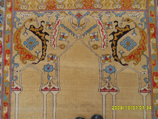 Antique Transylvania Tuduk Rug 
Size: 205 x 140 cm.
Mail: makifhali@yahoo.com                       