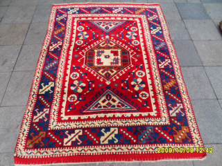 Anatolian Canakkale Rug
Size: 202 x 155 cm.
Mail: makifhali@yahoo.com                         