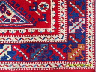 Anatolian Canakkale Rug
Size: 202 x 155 cm.
Mail: makifhali@yahoo.com                         