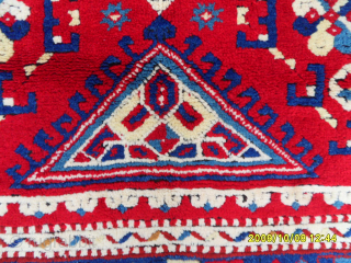 Anatolian Canakkale Rug
Size: 202 x 155 cm.
Mail: makifhali@yahoo.com                         