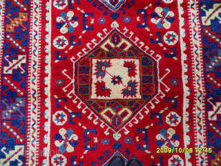 Anatolian Canakkale Rug
Size: 202 x 155 cm.
Mail: makifhali@yahoo.com                         