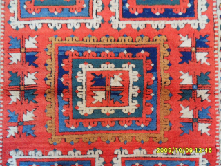Anatolian Balıkesir Rug
Size: 193 x 145 cm.
Mail: makifhali@yahoo.com                         