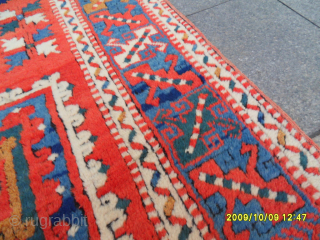 Anatolian Balıkesir Rug
Size: 193 x 145 cm.
Mail: makifhali@yahoo.com                         