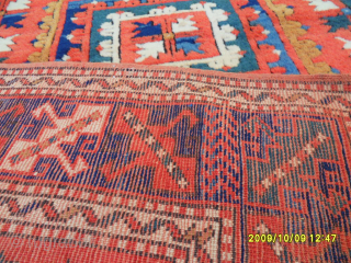 Anatolian Balıkesir Rug
Size: 193 x 145 cm.
Mail: makifhali@yahoo.com                         