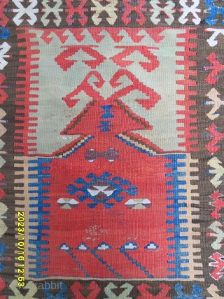 Antique Anatolian Kilim 
Size: 100x91 cm.                           