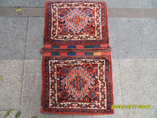 Old Shiraz Qashqai Saddleebag 
Size: 102 x 57 cm.
Mail: makifhali@yahoo.com                       