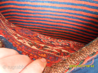 Old Shiraz Qashqai Saddleebag 
Size: 102 x 57 cm.
Mail: makifhali@yahoo.com                       