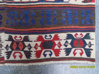 Antıque Anatolıan Kilim
Size: 133x146 cm.                            