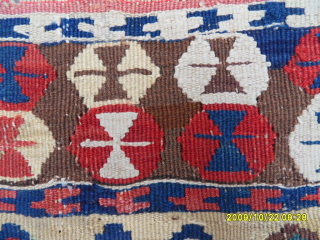 Antique Anatolian Erzurum Kilim 
Size: 150 x 95 cm.
Mail: makifhali@yahoo.com                       
