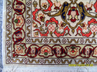 Hereke Silk Carpet
Size: 63 x 42 cm.
Mail: makifhali@yahoo.com