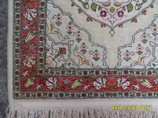 Hereke Silk Carpet 
Size: 63 x 48 cm.
Mail: makifhali@yahoo.com