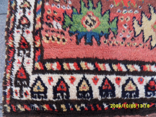 Antique Gabbeh Rug Size: 180 x 150 cm. Mail: makifhali@yahoo.com