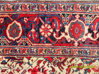 Small Heriz Rug
Size: 180 x 145 cm.
Mail: makifhali@yahoo.com