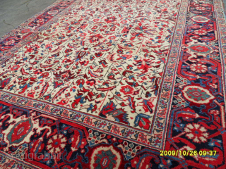Small Heriz Rug
Size: 180 x 145 cm.
Mail: makifhali@yahoo.com
