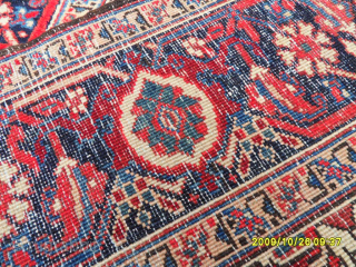 Small Heriz Rug
Size: 180 x 145 cm.
Mail: makifhali@yahoo.com