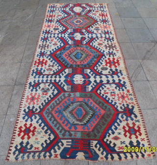 Antique Anatolian Hotamıs Kilim
Size: 310 x 127 cm. 
Mail: makifhali@yahoo.com                       