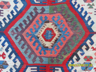 Antique Anatolian Hotamıs Kilim
Size: 310 x 127 cm. 
Mail: makifhali@yahoo.com                       