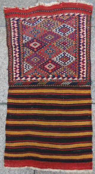 Antique Shahsavan
Size: 43 x 43 cm.
Mail: makifhali@yahoo.com                          