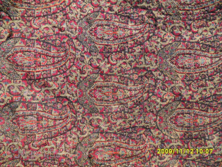 Antique Ottoman Textile
Size: 80 x 81 cm.
Mail: makifhali@yahoo.com                         
