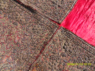 Antique Ottoman Textile
Size: 80 x 81 cm.
Mail: makifhali@yahoo.com                         