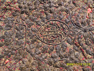 Antique Ottoman Textile
Size: 80 x 81 cm.
Mail: makifhali@yahoo.com                         