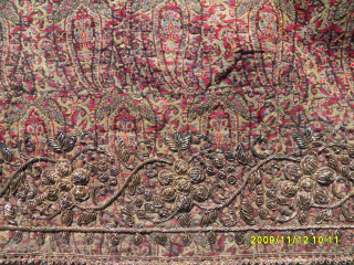 Antique Ottoman Textile
Size: 80 x 81 cm.
Mail: makifhali@yahoo.com                         
