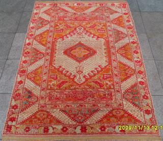 Antique Anatolian Ghördes Rug
Size: 177 x 132 cm.
Mail: makifhali@yahoo.com                        