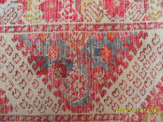 Antique Anatolian Ghördes Rug
Size: 177 x 132 cm.
Mail: makifhali@yahoo.com                        