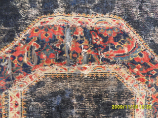 Antique Sinneh Rug
Size: 90 x 84 cm.
Mail: makifhali@yahoo.com