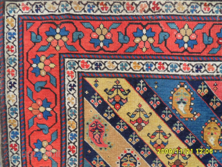 Antique Caucasian Shall Rug
Size: 345 x 120 cm.
Mail: makifhali@yahoo.com                        