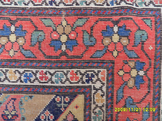 Antique Caucasian Shall Rug
Size: 345 x 120 cm.
Mail: makifhali@yahoo.com                        