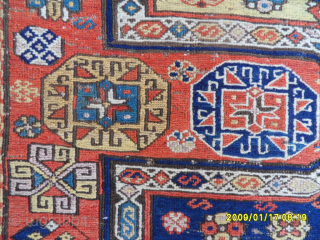 Antique Shumak Kilim
Size: 300 x 165 cm.
Mail: makifhali@yahoo.com