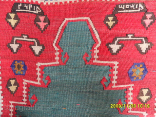 Old Anatolian Erzurum Kilim
Size: 190 x 135 cm.
Mail: makifhali@yahoo.com                        