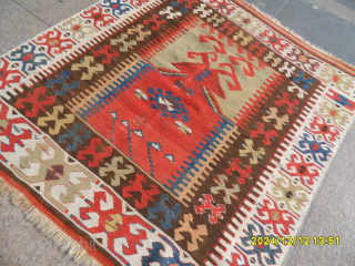 Antique Anatolian Kilim 
Size: 100 x 92 cm.
Mail: makifhali@yahoo.com                        
